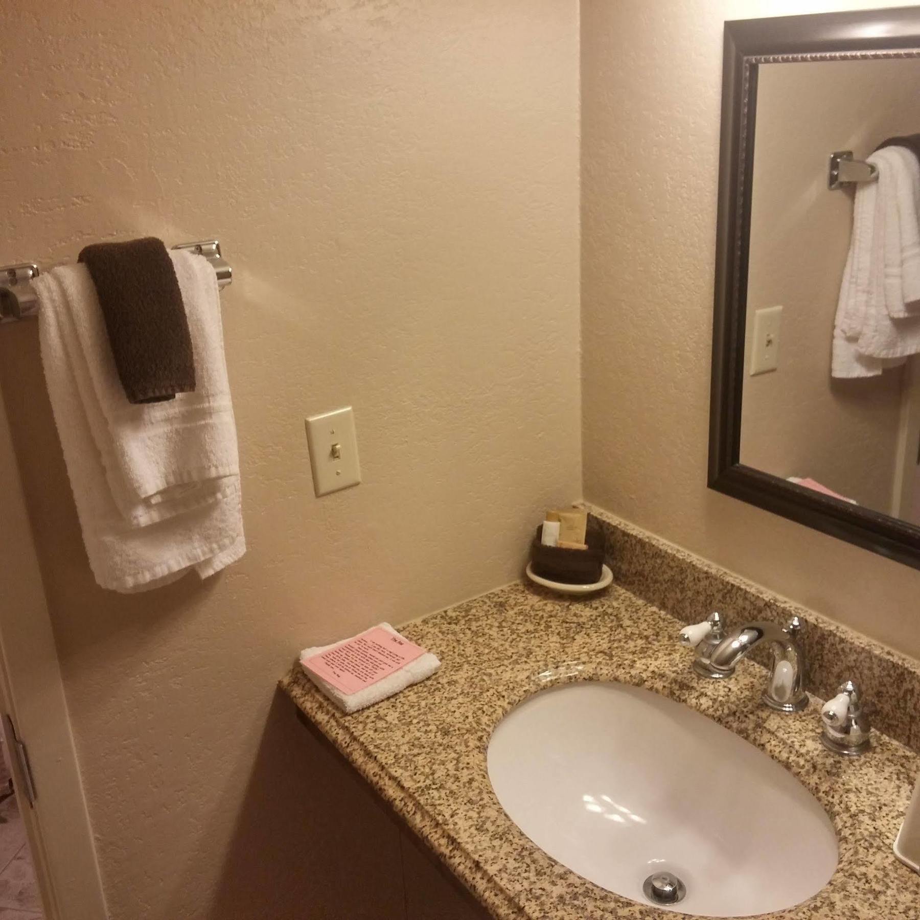Kansas Country Inn Oakley Екстериор снимка