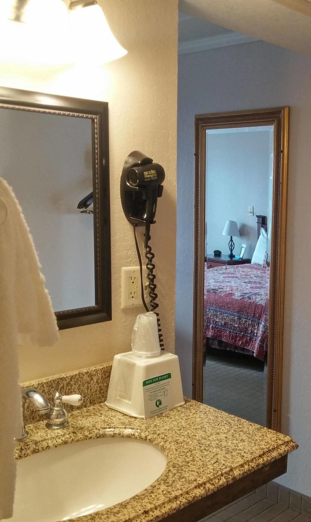 Kansas Country Inn Oakley Екстериор снимка